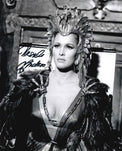 Fotografia autografata Ursula Andress nel ruolo di Ayesha, She - La Dea della Città Perduta 1965