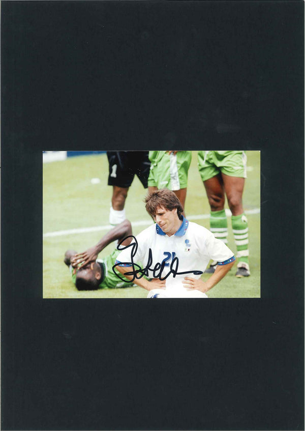Fotografia Autografata Gianfranco Zola – Italia Mondiali 1994 – N.21 – 15x10,1 cm – COA Incluso