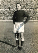 Fotografia d epoca autografata Juan Carlos Tacchi Torino anni Cinquanta – ala argentina in posa a bordocampo – autografo originale penna blu – Excellent