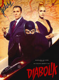 Fotografia autografata Diabolik Manetti Bros con Valerio Mastandrea ispettore Ginko – Luca Marinelli e Miriam Leone – autografo originale pennarello blu – Excellent