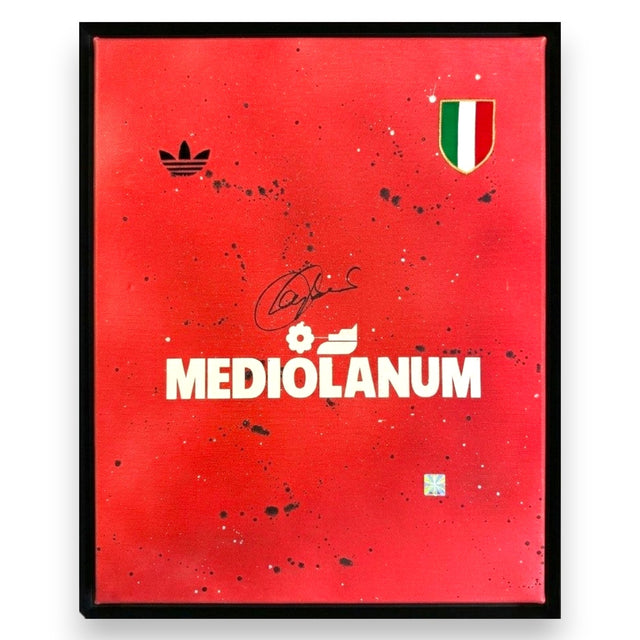 Frame Legends autografato Franco Baresi – tela artistica logo Mediolanum sponsor AC Milan – sfondo rosso – trifoglio Adidas e scudetto tricolore – autografo pennarello nero – adesivo olografico Certificato Witnessed AA21106 – cornice nera 50x40 cm