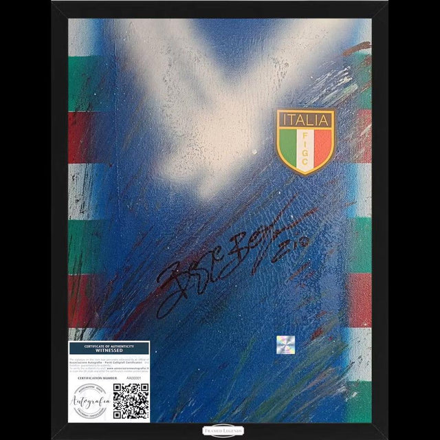 Frame Legends autografato Giuseppe Bergomi – artwork tela dipinta Nazionale Italiana sfondo azzurro tricolore stemma FIGC Italia – 40x30 cm con cornice – autografo originale pennarello nero – COA Associazione Autografia incluso – condizioni Excellent