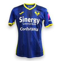 Maglia Hellas Verona Home 2023-24 Match Worn Reda Belahyane N.6 – Joma – sponsor Sinergy Luce e Gas