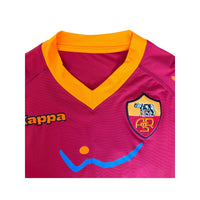 Colletto a V arancione e stemma lupetto AS Roma Home 2009-10 Kappa Wind – Player Issued