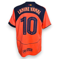 Retro maglia Barcellona Third 2025-26 numero 10 Lamine Yamal Nike arancione – patch UNHCR ACNUR