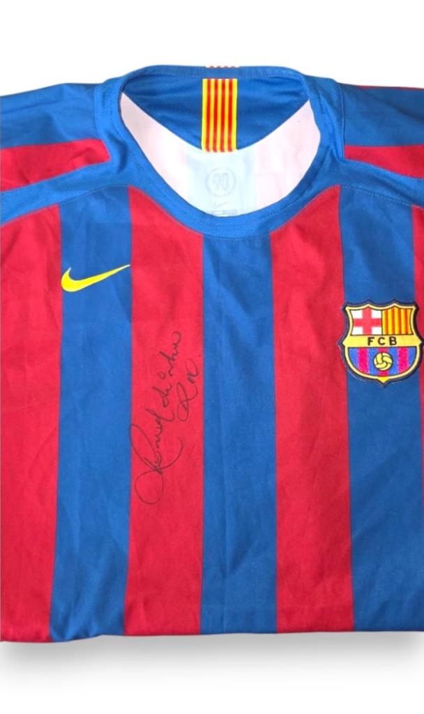Colletto maglia FC Barcelona 2005-06 Nike Total 90 – bandierina catalana senyera verticale – stemma FCB blaugrana