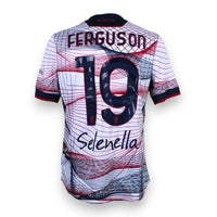 Retro maglia Bologna Third 2023-24 numero 19 Ferguson autografata – sponsor Selenella – Macron Serie A
