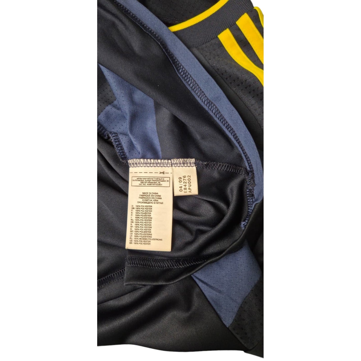 Dettaglio etichetta interna maglia Chelsea Away 2009-10 Adidas – 100% poliestere Made in China codice E84276