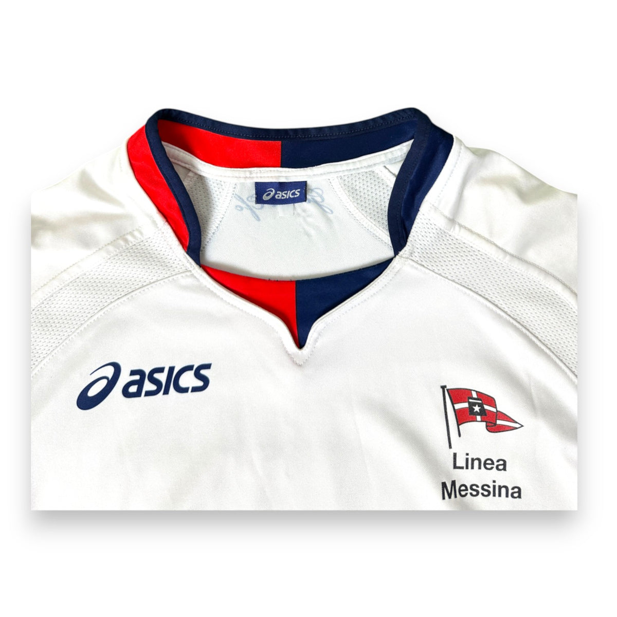Colletto bicolore rossoblù e logo Asics maglia Genoa Away 2008/09 con sponsor Linea Messina