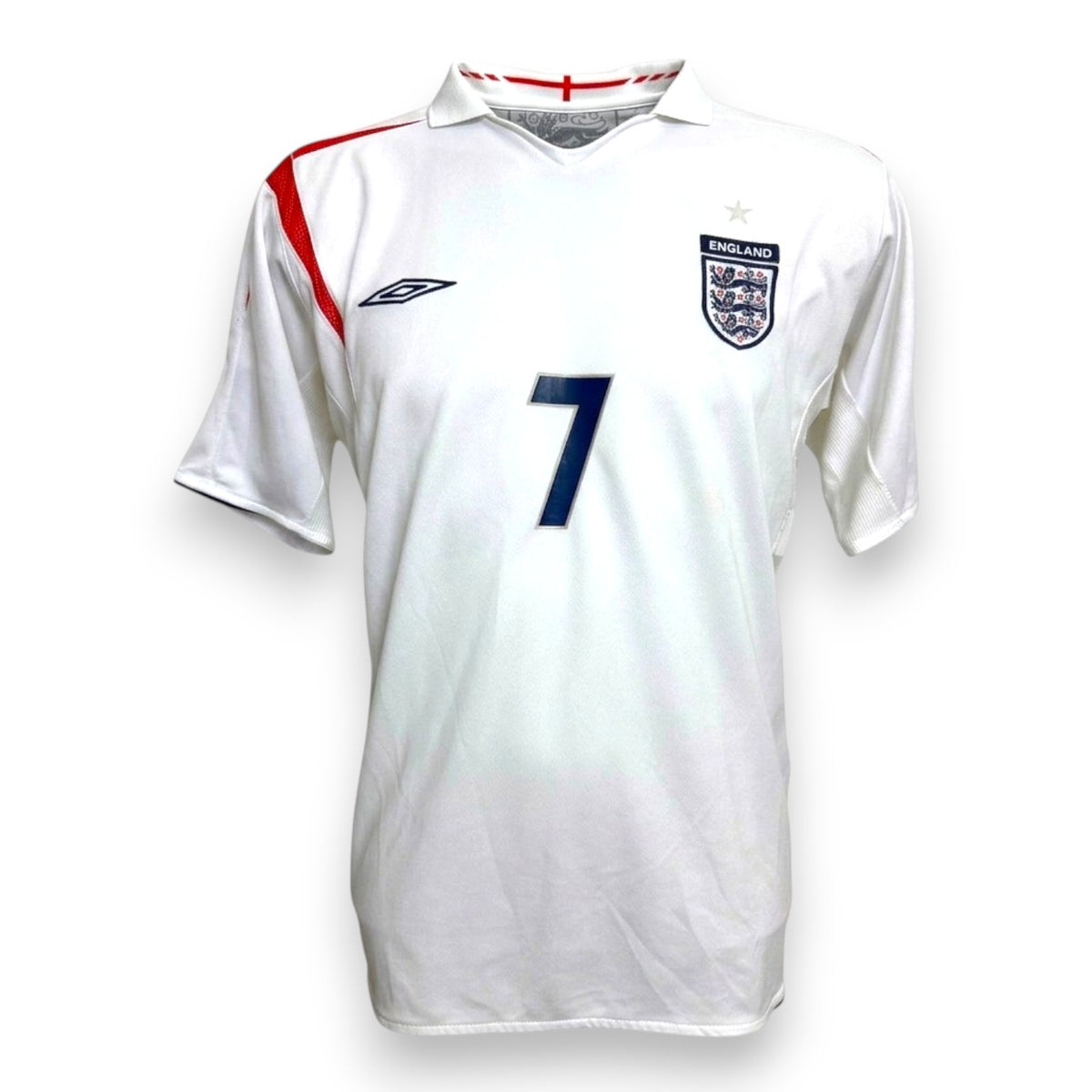 Maglia Inghilterra Home 2005/07 Umbro originale Vintage con numero 7 di David Beckham – fronte