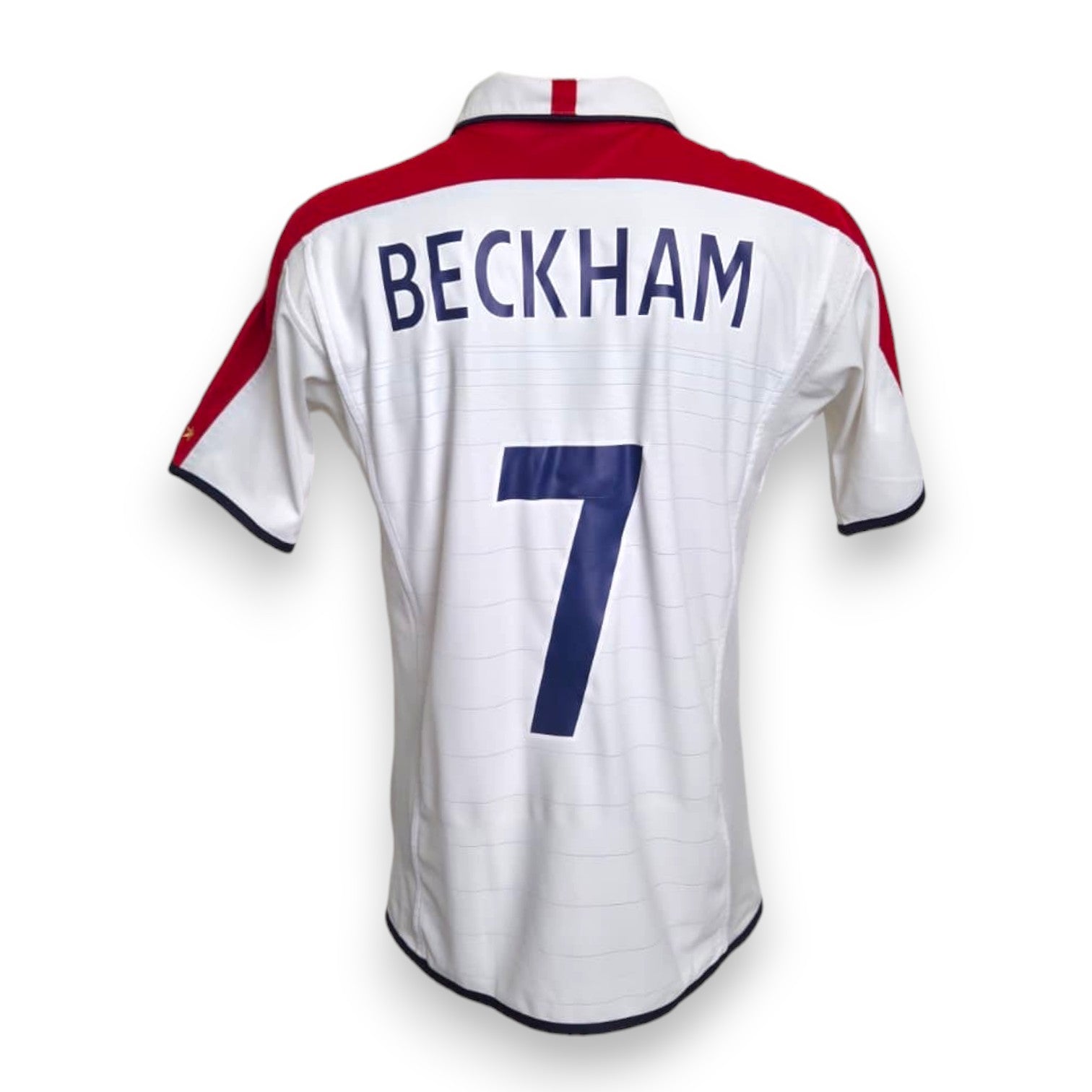 Retro maglia Inghilterra 2003-05 numero 7 Beckham Vintage Umbro – nome e numero replica stile commerciale