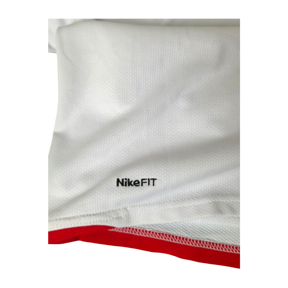 Ricamo NikeFIT sul fondo della maglia Inter Away 2007/08 del Centenario