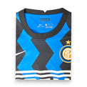 Dettaglio colletto girocollo nero maglia Inter Home 2020-21 – etichetta Nike Dri-FIT taglia L Made in Indonesia