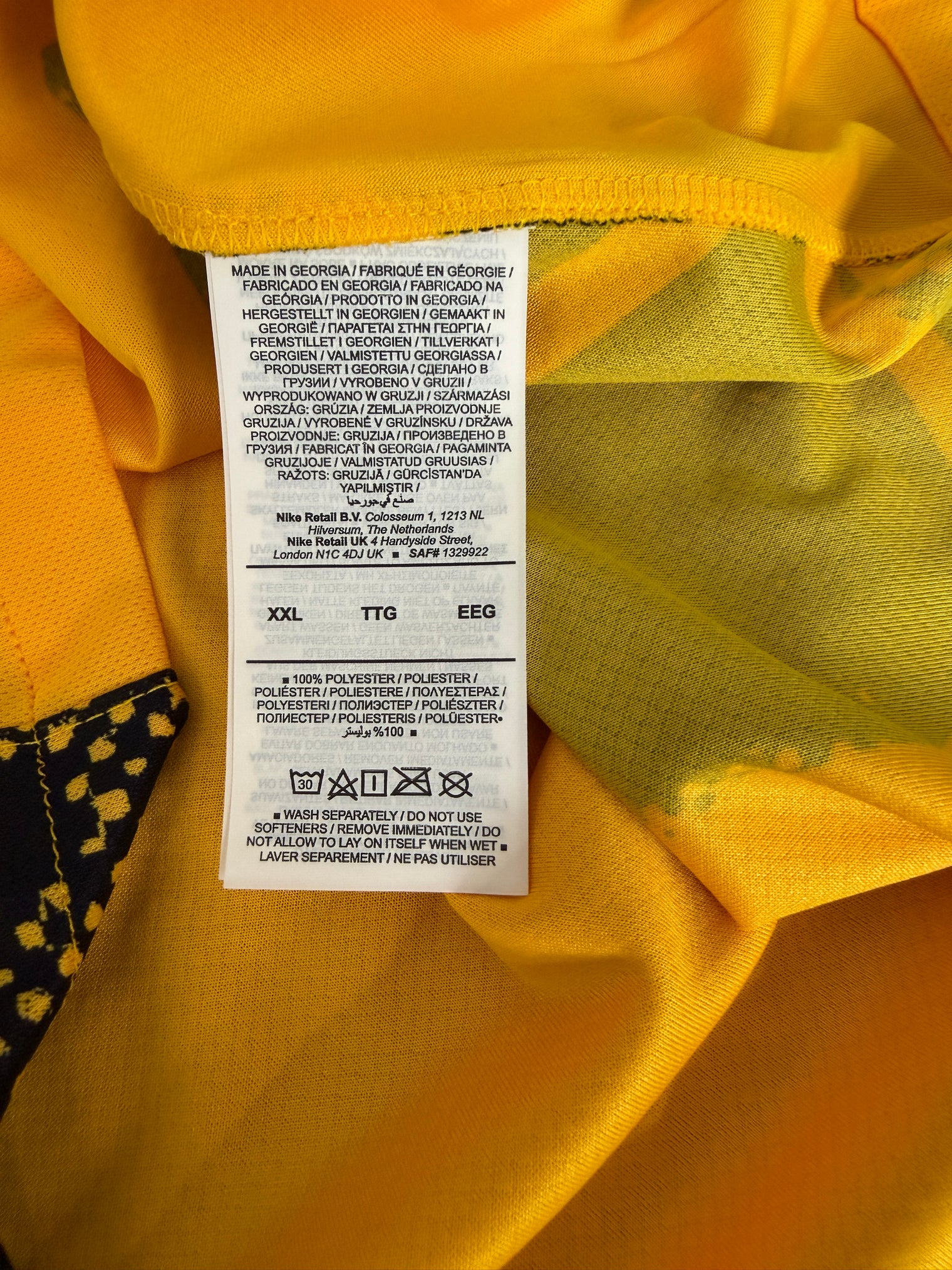 Etichetta interna Nike taglia XXL maglia Inter Third 2024-25 – 100% poliestere Made in Georgia