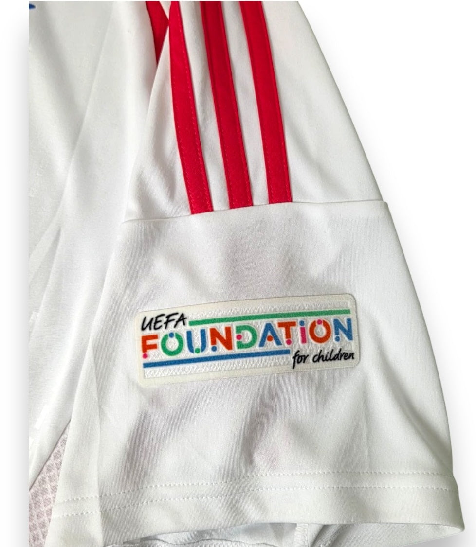 Patch UEFA Foundation for Children sulla manica della maglia Italia Away Euro 2024