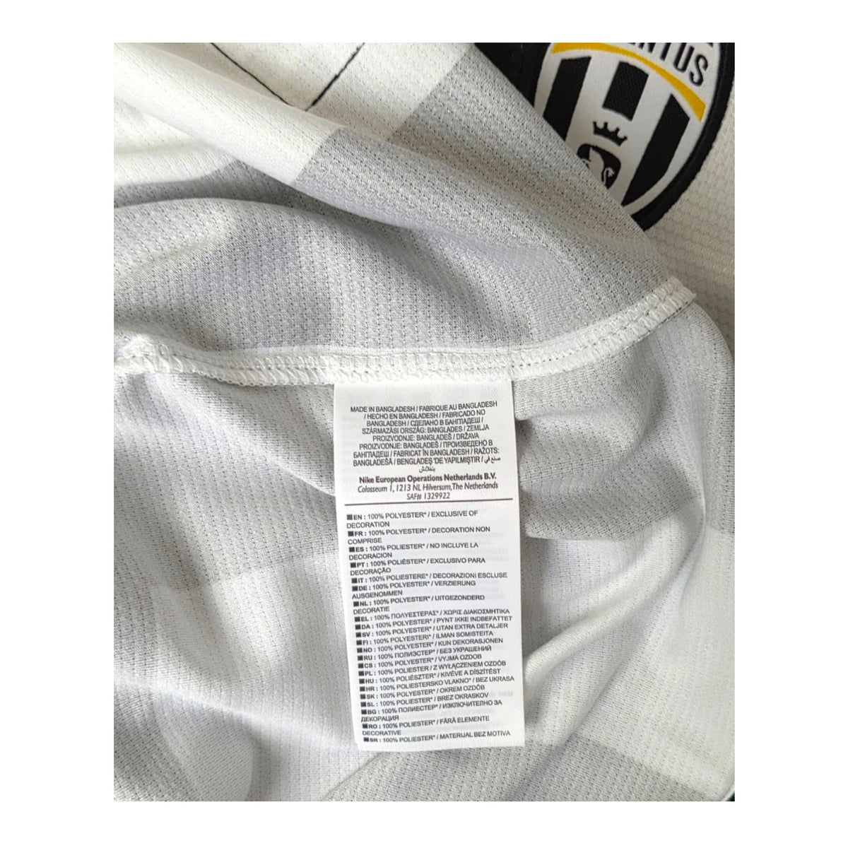 Etichetta di composizione Nike Made in Bangladesh della maglia Juventus Home 2012/13