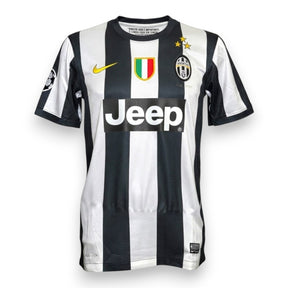 Maglia Juventus Home 2012/13 Nike con scudetto, tre stelle, sponsor Jeep e patch Champions League – fronte