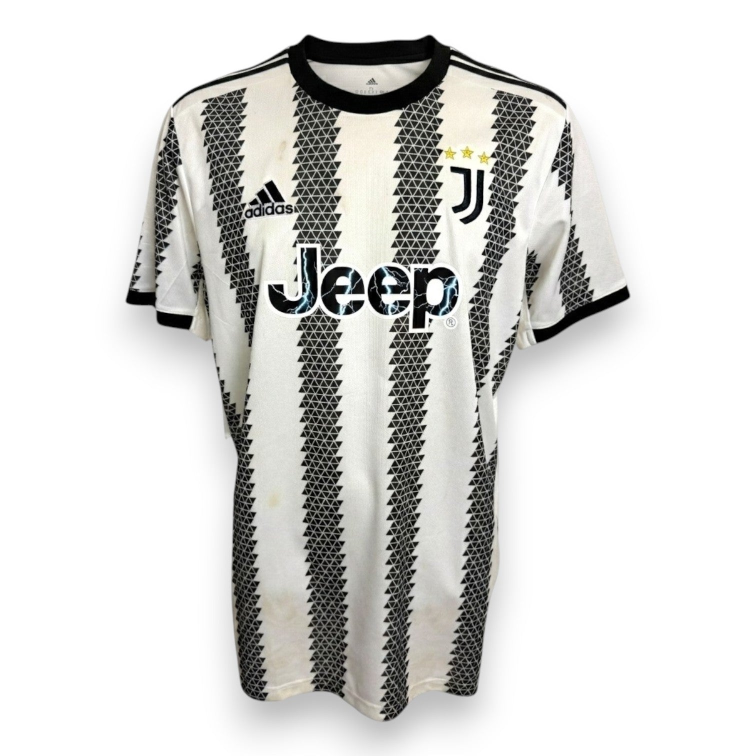Maglia Juventus Home 2022/23 autografata Danilo numero 6 – adidas – sponsor Jeep – motivo triangoli – Store autentica