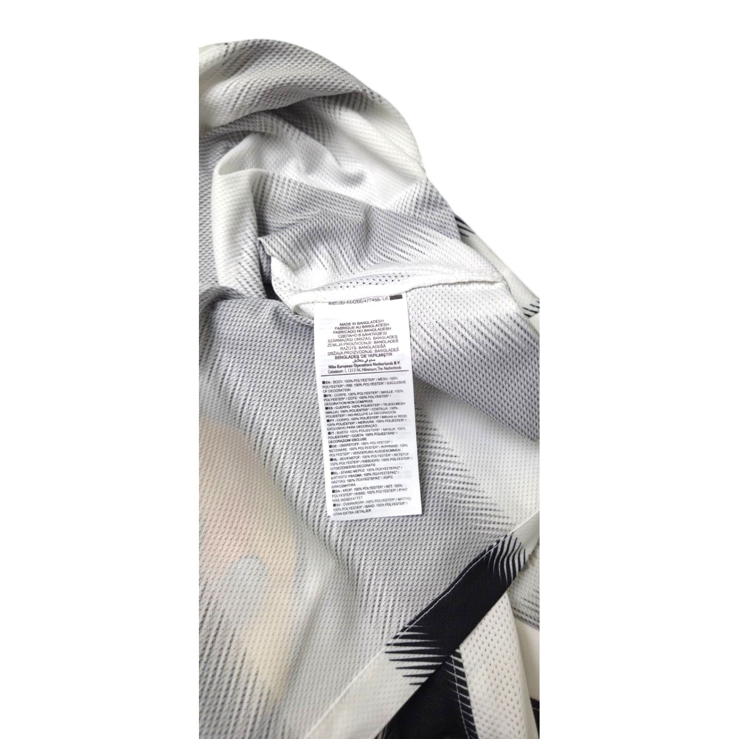 Etichetta interna maglia Juventus Home 2011-12 Nike – Made in Bangladesh – maglia Store ufficiale bianconera