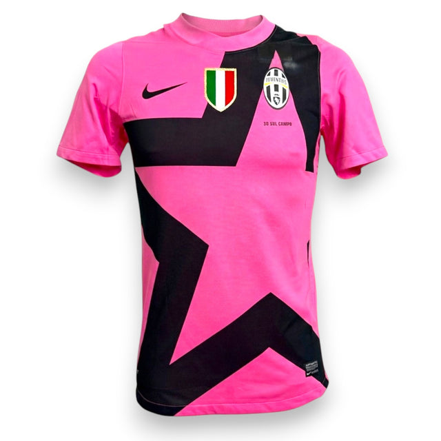 Maglia Juventus Away 2012-13 Pink Star autografata Claudio Marchisio – 30 Sul Campo edizione speciale – stella nera centrale – condizioni Excellent