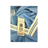 Etichetta taglia e composizione maglia Manchester City Home 2025-26 – Made in Vietnam – taglia XL