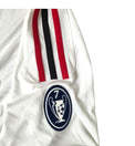 Badge 7 Coppe dei Campioni sulla manica della maglia Milan Away 2011/12