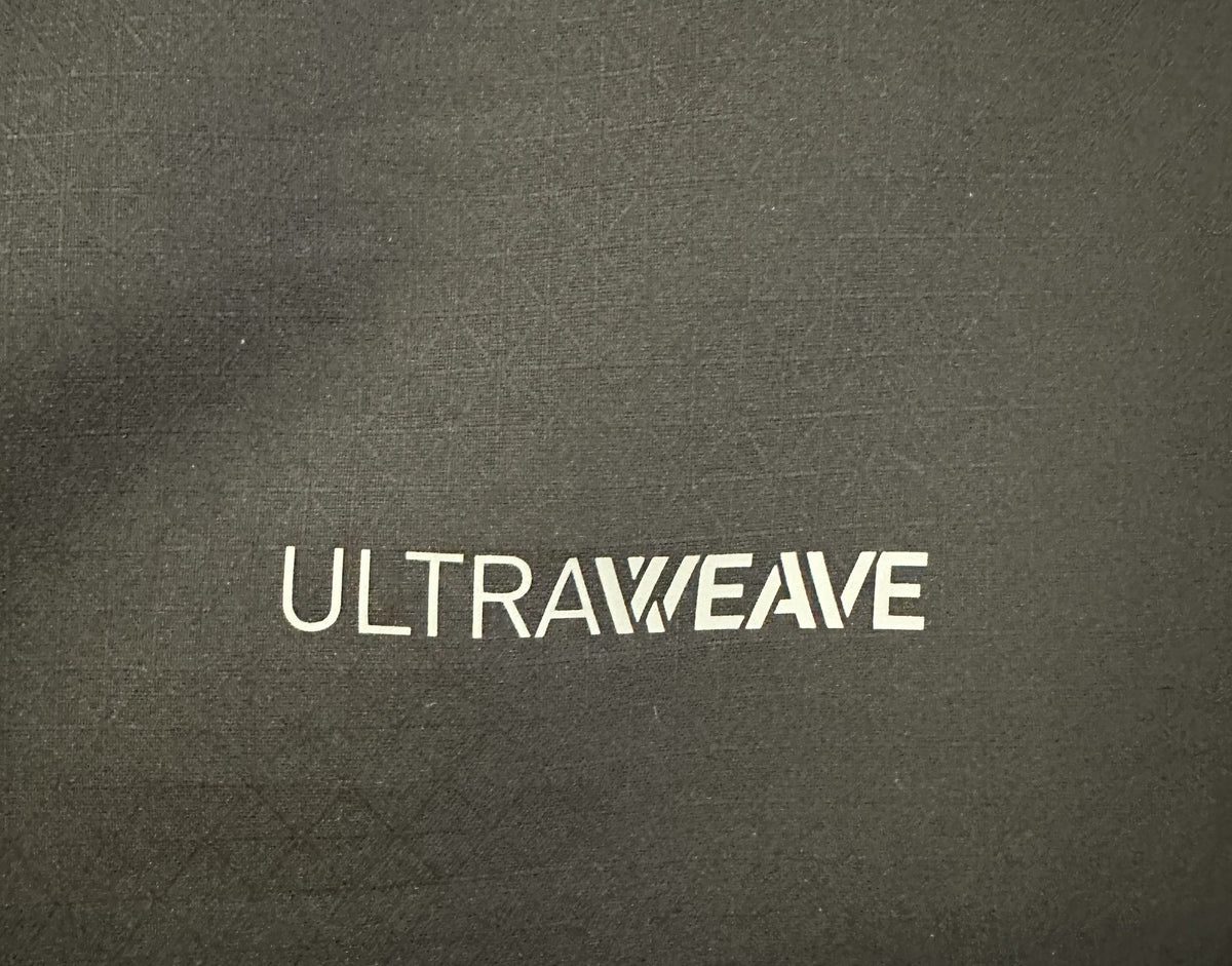 Dettaglio tessuto Puma Ultraweave maglia Milan Home 2022-23 – tecnologia match-grade