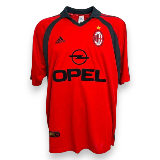 Maglia Milan Third 2001/02 rossa Adidas Opel autografata Paolo Maldini taglia XL versione Store stemma AC Milan stella dorata colletto polo nero patch Lega Calcio – fronte completo