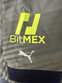 Dettaglio sponsor BitMEX manica maglia Milan Third 2022-23 Puma