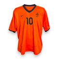 Maglia Olanda Home Euro 2000 Vintage Bergkamp numero 10 Nike arancione – stemma KNVB e collo a V navy