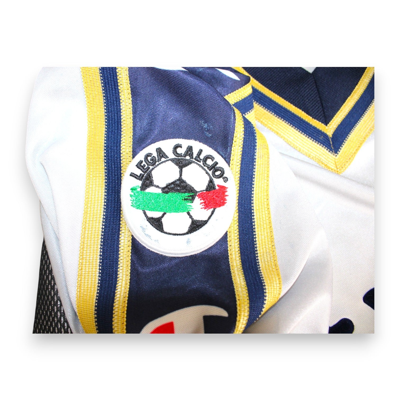 Toppa Lega Calcio Serie A su manica maglia Parma Away 2000-01 Champion – Player Issued