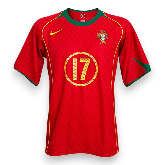 Maglia Portogallo Home 2004 Vintage Cristiano Ronaldo numero 17 Nike rossa – stemma FPF e colletto verde