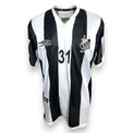 Maglia Santos Away 2002 Umbro originale Vintage a strisce bianconere con stemma Bimundial e numero 31 – fronte