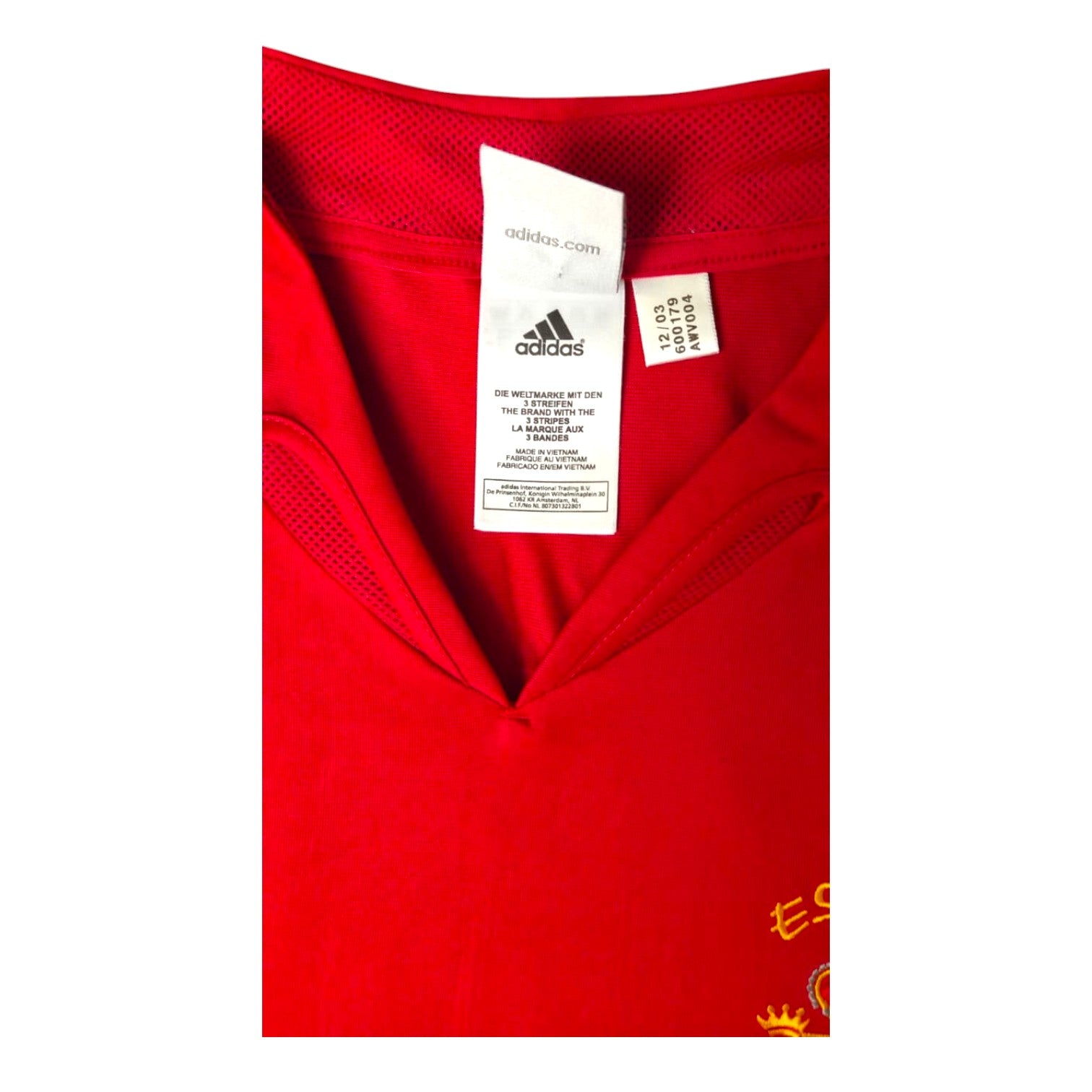 Etichetta interna maglia Spagna 2004 Adidas – Made in Vietnam data 12/03 codice 600179