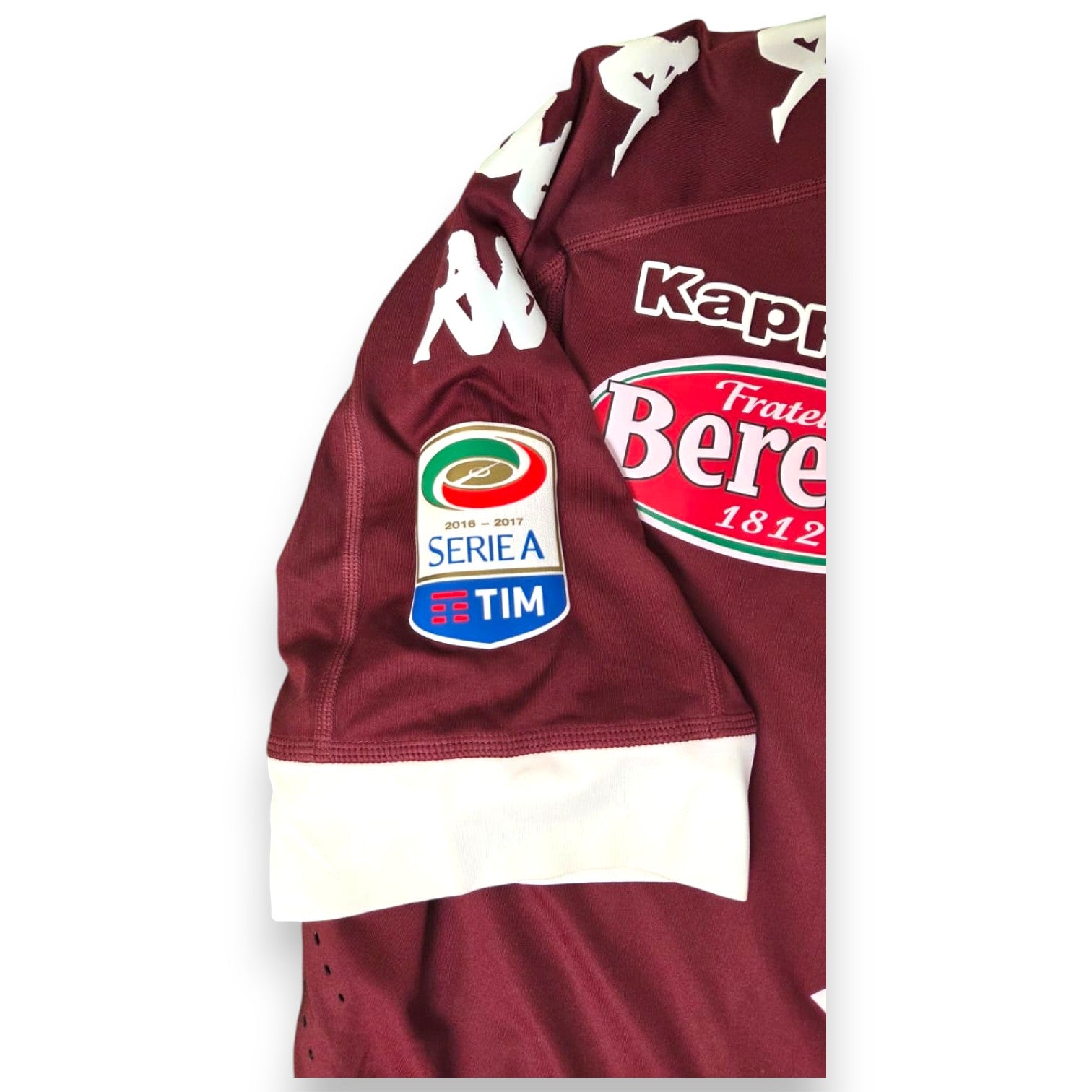 Dettaglio patch Lega Serie A TIM 2016-2017 su manica maglia Torino Home 2016-17 Kappa