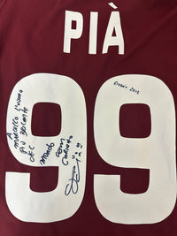 Primo piano dedica personale e autografo originale Inacio Pià su maglia Torino 2009-10