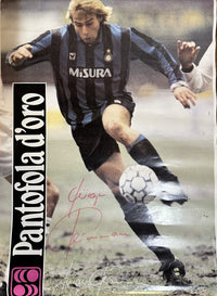 Poster autografato Jurgen Klinsmann Inter Misura – stampa originale Pantofola d Oro anni Novanta – autografo originale pennarello rosso – condizioni Very Good