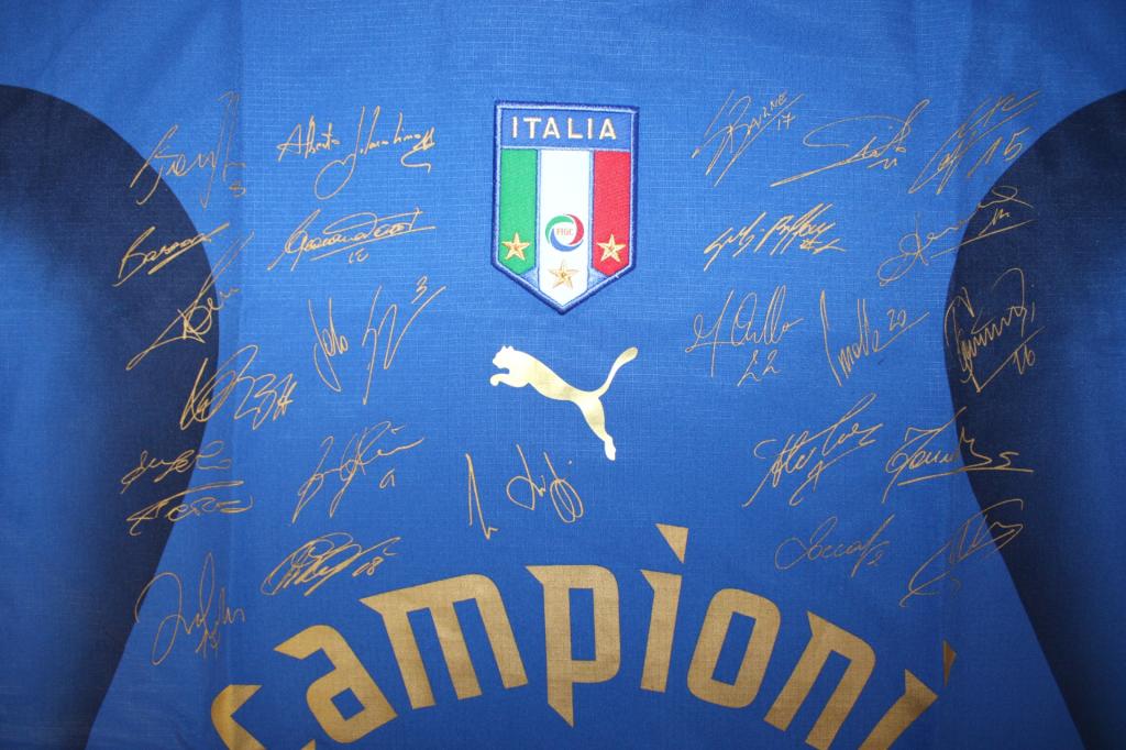 Maglia Italia Home "Campioni del Mondo" versione store